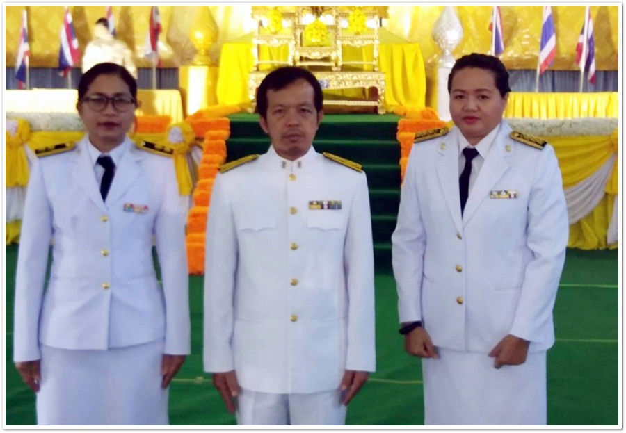 ﻿สำนักงานบังคับคดีกลุ่มจังหวัดที่ 3 (Sandbox) ร่วมพิธีถวายพานพุ่มดอกไม้และพิธีถวายบังคม เนื่องในวันพ่อแห่งชาติ พุทธศักราช 2562